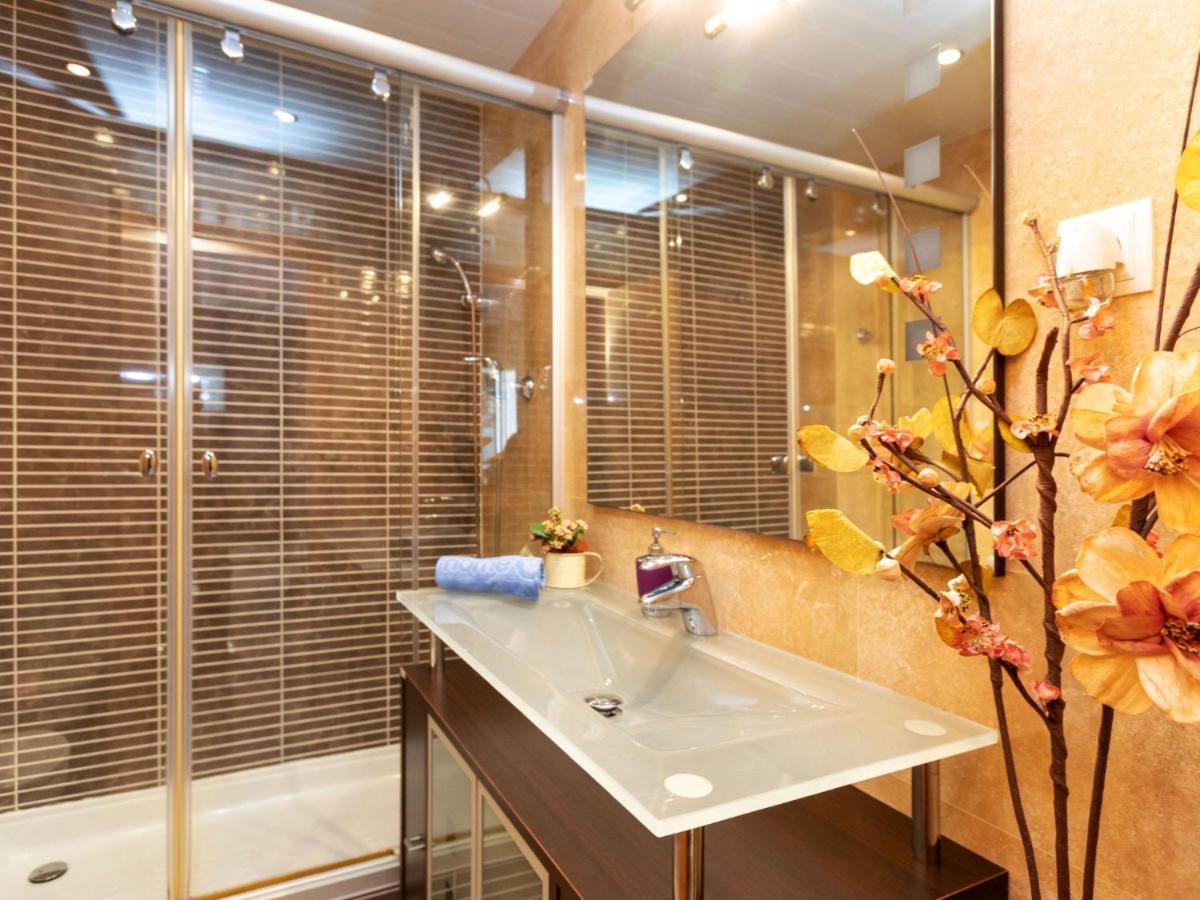 Apartment Picasso By Interhome ตอสซาเดมาร์ ภายนอก รูปภาพ